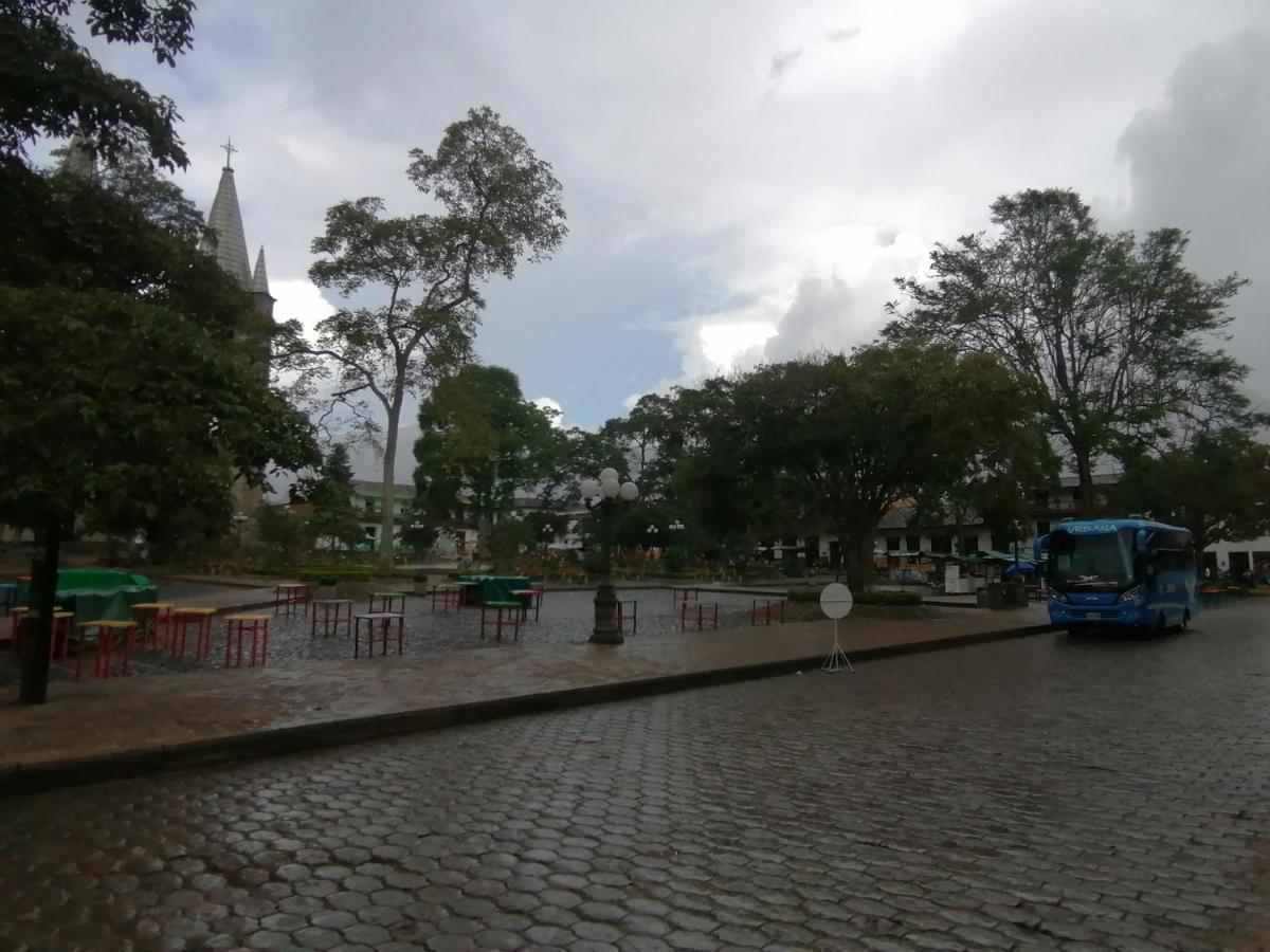 Hostal Y Cabanas Los Juanes Jardín Zewnętrze zdjęcie
