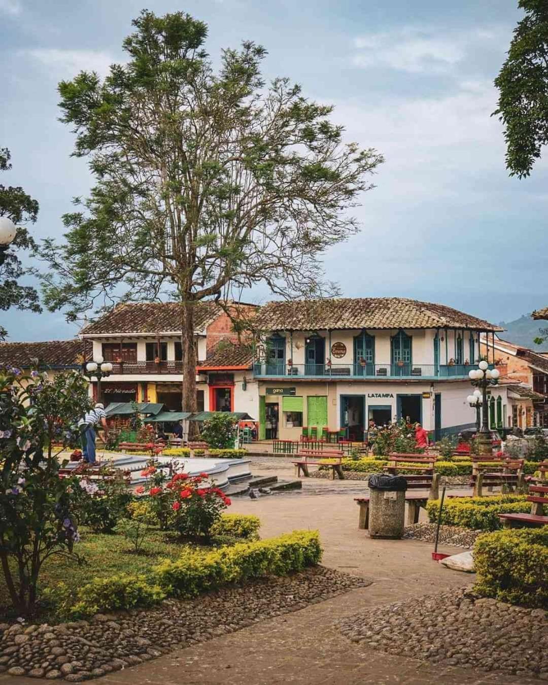 Hostal Y Cabanas Los Juanes Jardín Zewnętrze zdjęcie